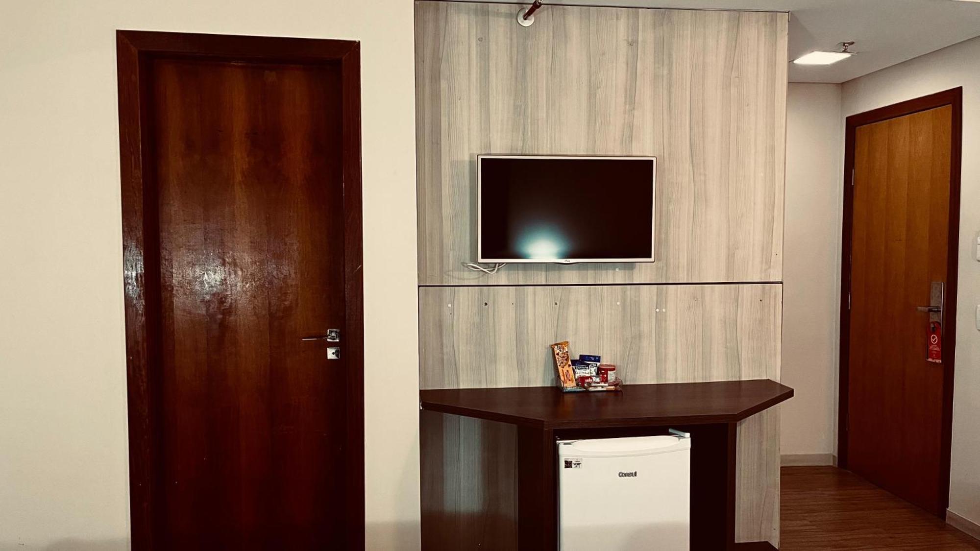 Hotel Amsterdam Montes Claros Luaran gambar